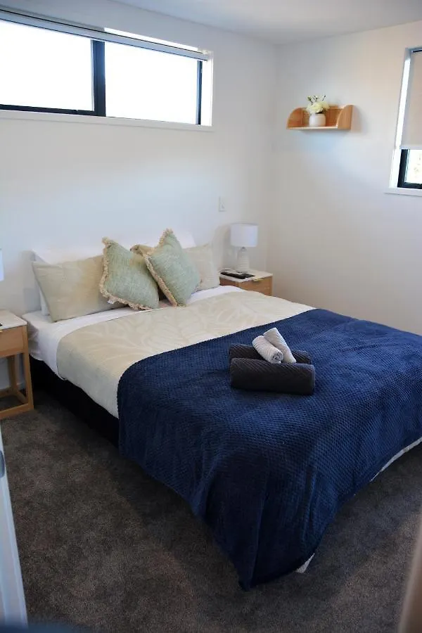 Апартаменты Cosy And Close To Central City Крайстчёрч